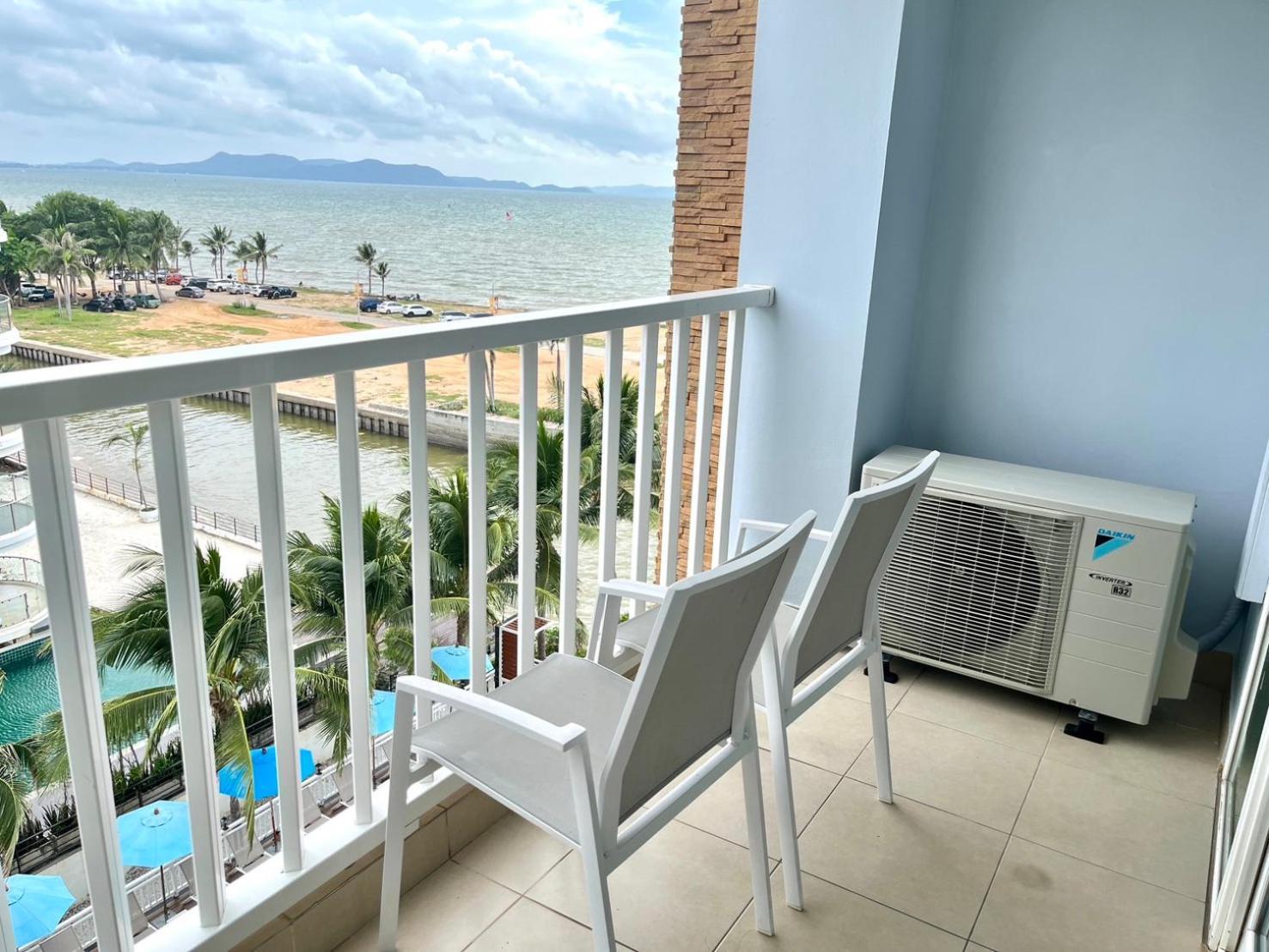 Saisawan Beach Luxury Hotel Na Chom Thian Exterior foto